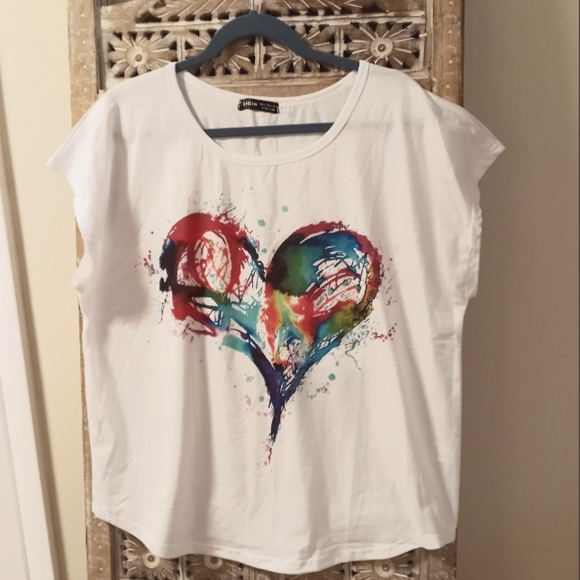 SHEIN Tops - Heart T-Shirt Dolman sleeveless Top Watercolor like spatter NEW